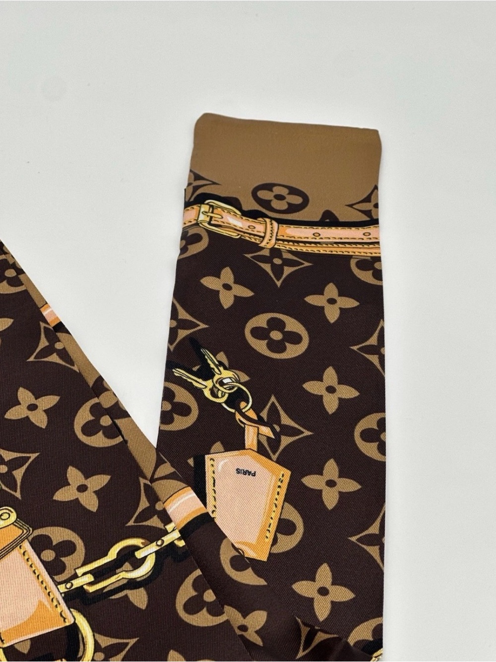 Lock And Chain Patterned Twilly Bag Scarf Brown Gold - Picture 5 of 6